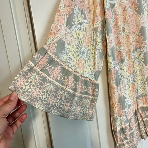 Ruby Rd. Crochet V-neck Keyhole Blouse 1X - Picture 3 of 10